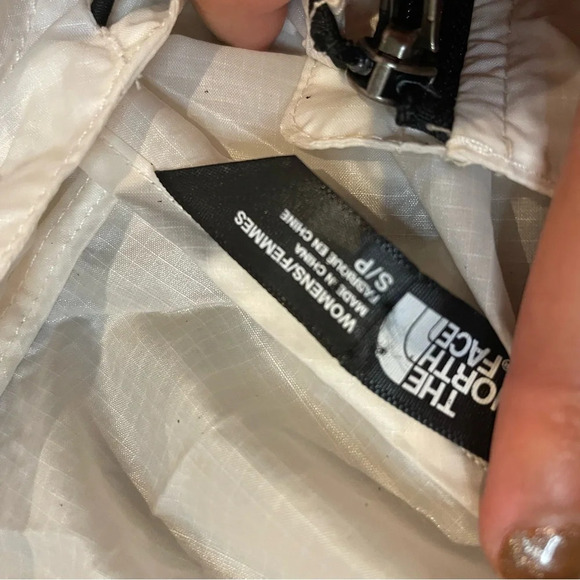 North Face Translucent Hooded Jacket Light Nylon - Picture 6 of 6